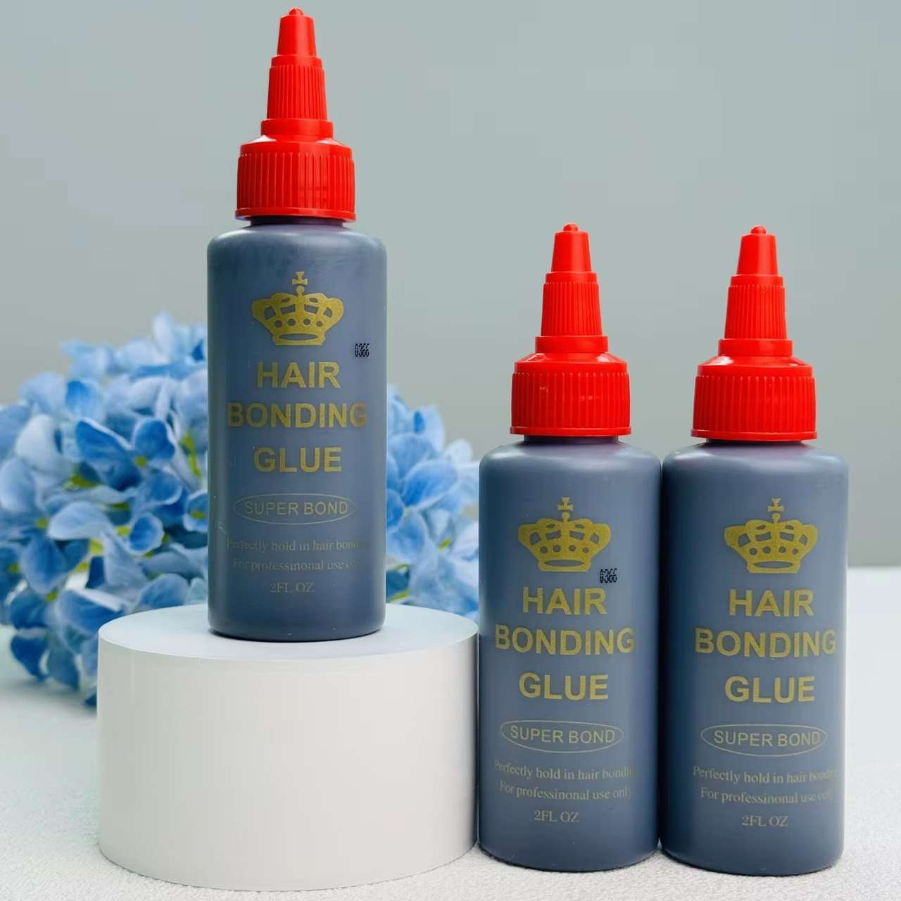Colle noire pour tissage capillaire