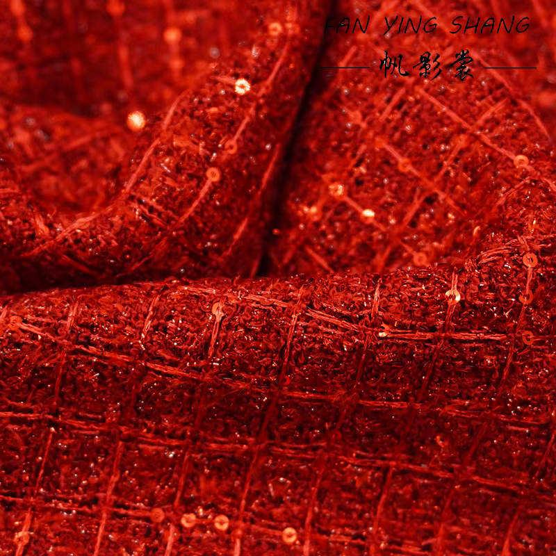 Le tissu tweed à carreaux rouges pour manteau bricolage