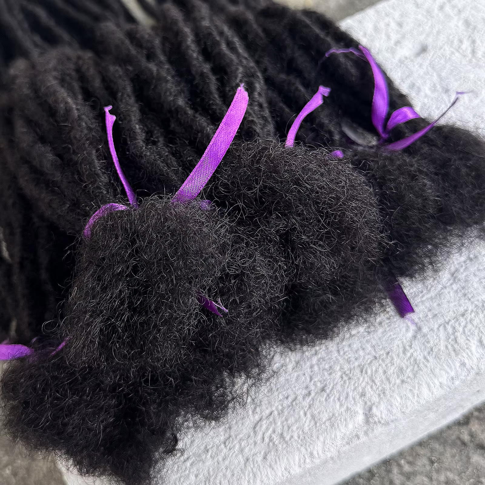 100% Extension Loc faite à la main cheveux humains