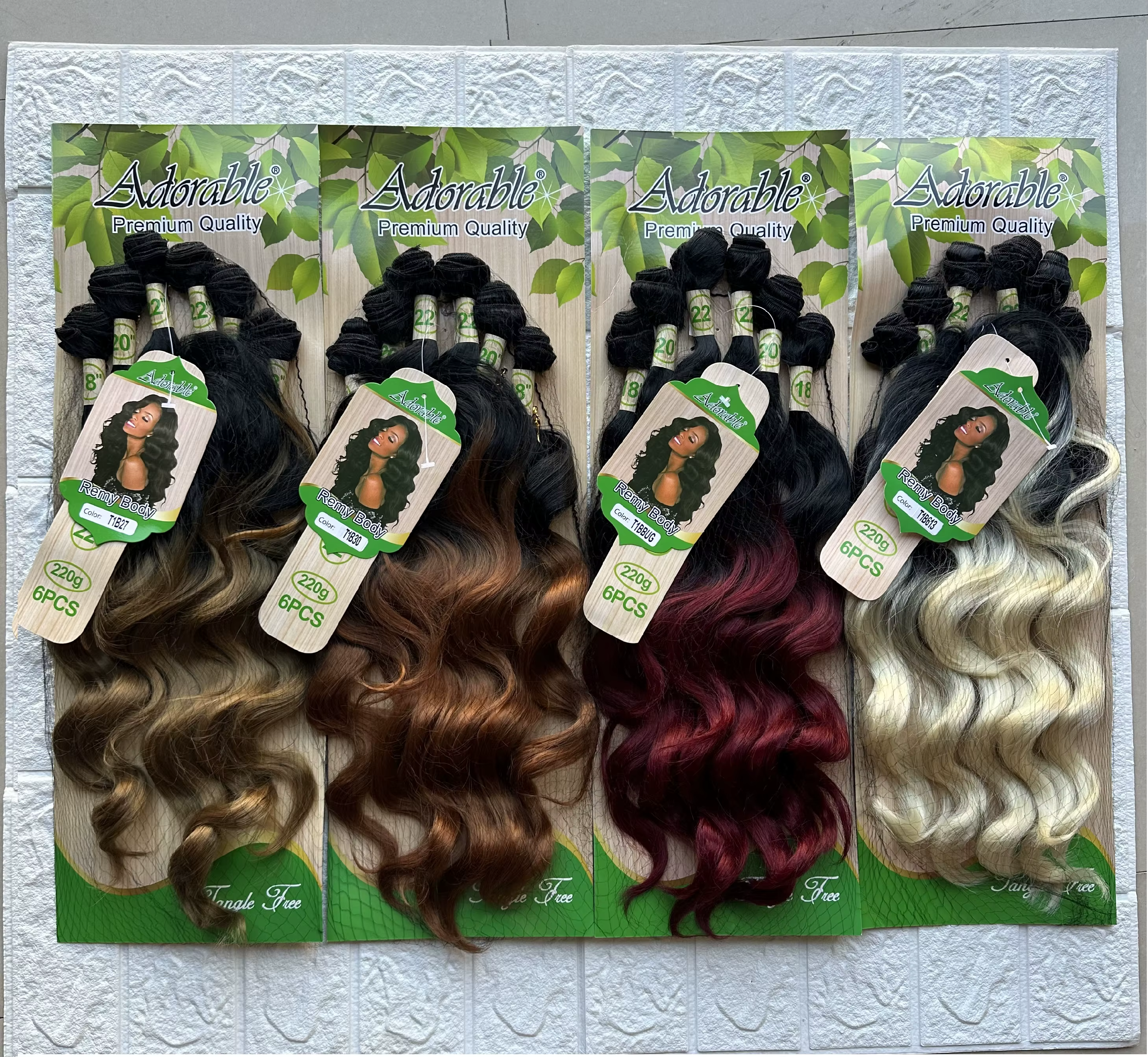 Adorables tissages et mélange de cheveux synthétiques