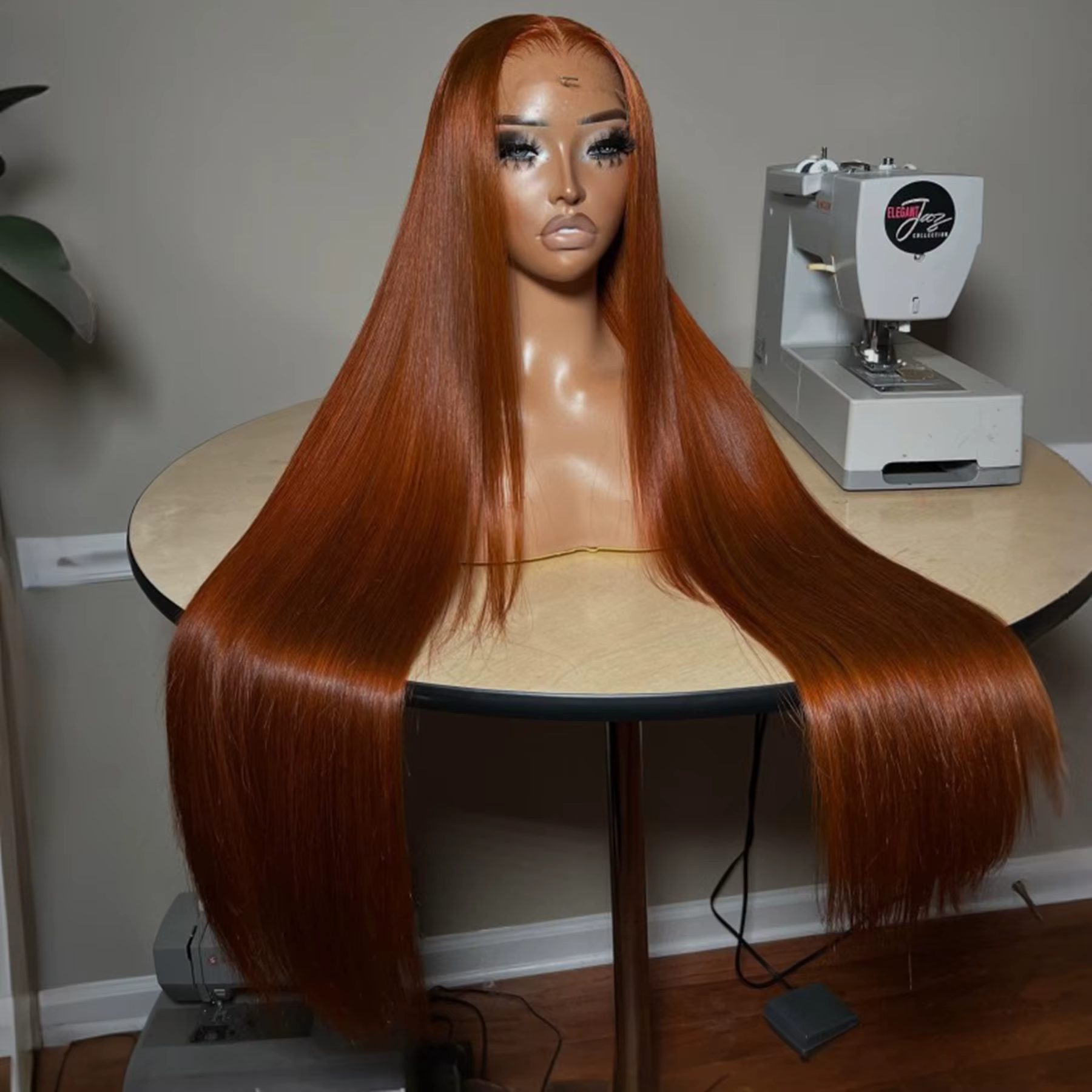 Perruque Lace Front Wig synthétique lisse