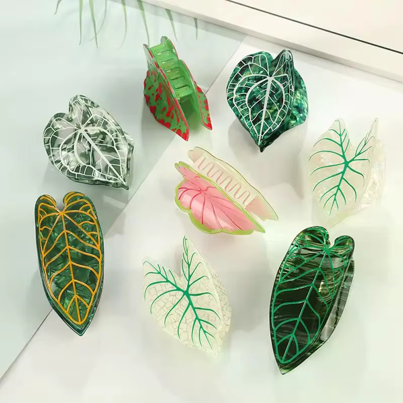 Pince à cheveux en acétate écologique motif feuilles de la série Forêt