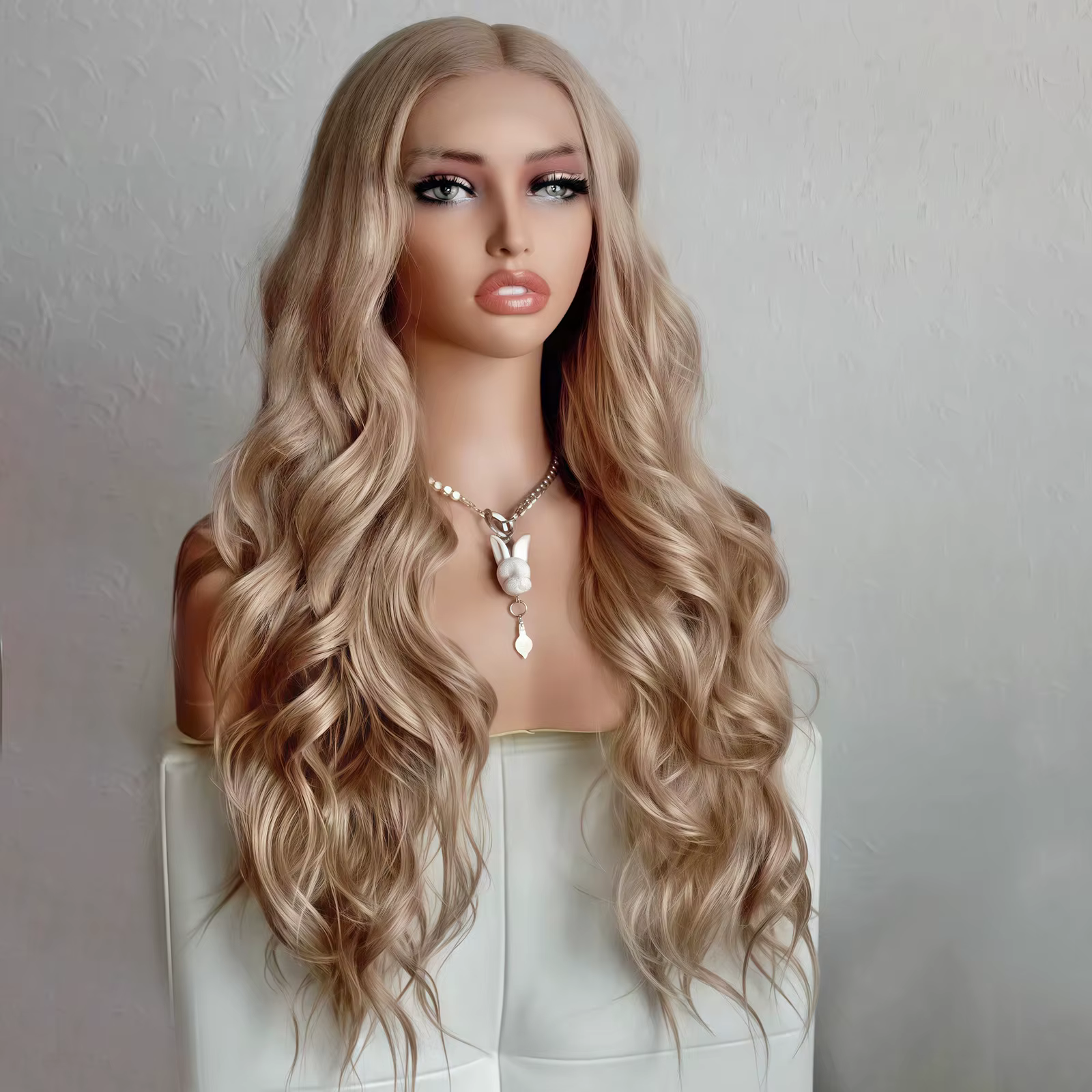 Perruque Lace Front Wig synthétique bouclée et ondulée