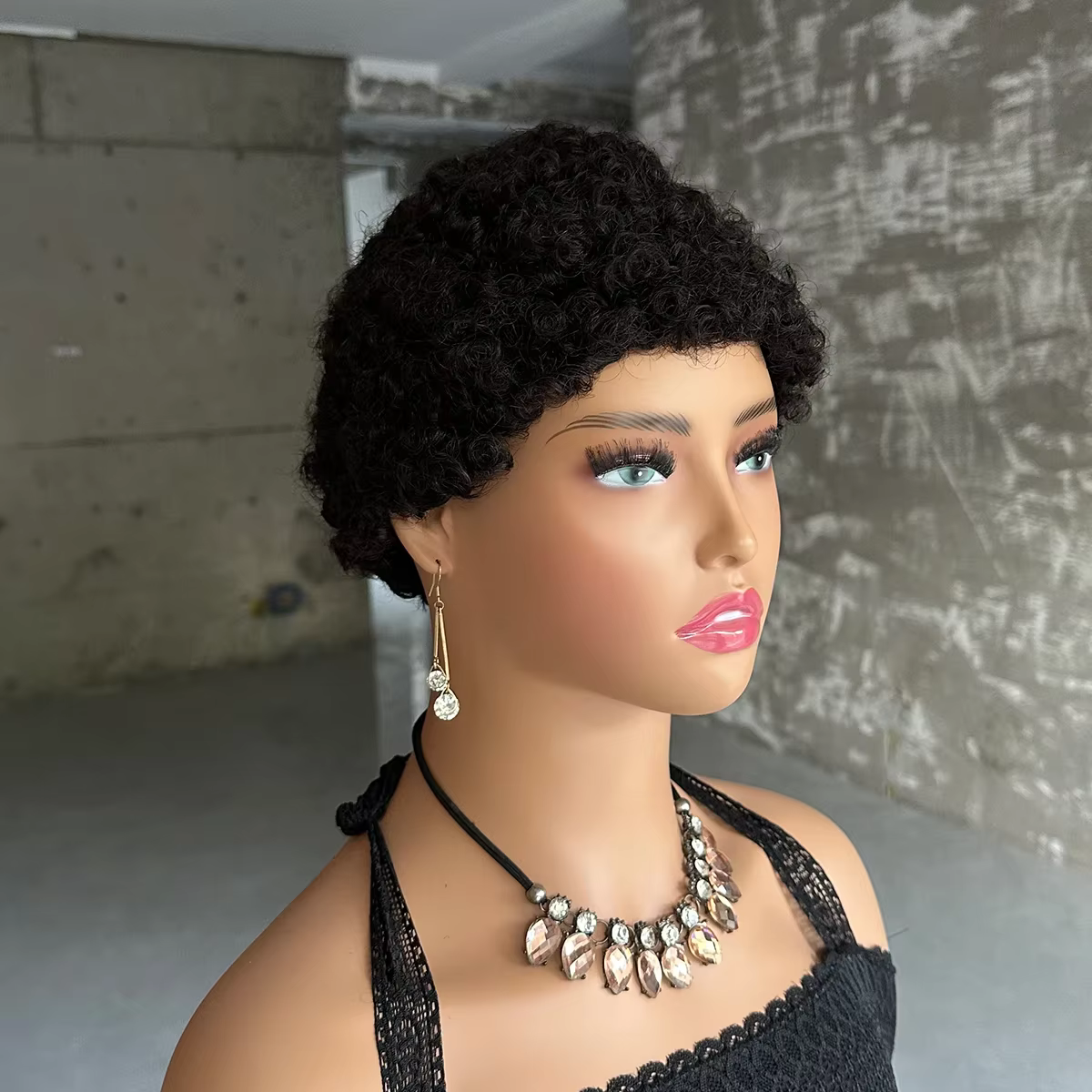 Perruques courtes afro bouclées crépues 100% cheveux humains pour femmes