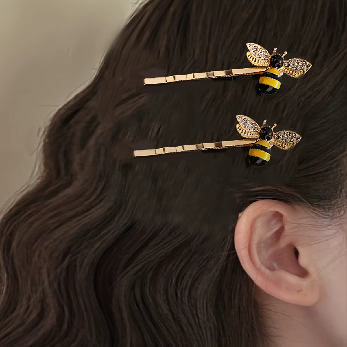 Ensemble de 4 pinces à cheveux abeille mignonnes et élégantes