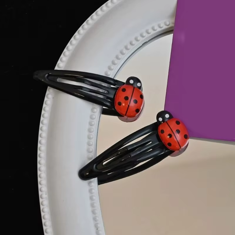 Pince à cheveux coccinelle en forme d'animal