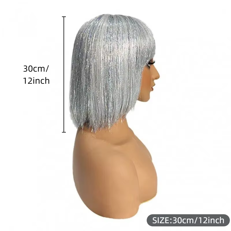 Perruque courte droite gris argenté avec frange droite