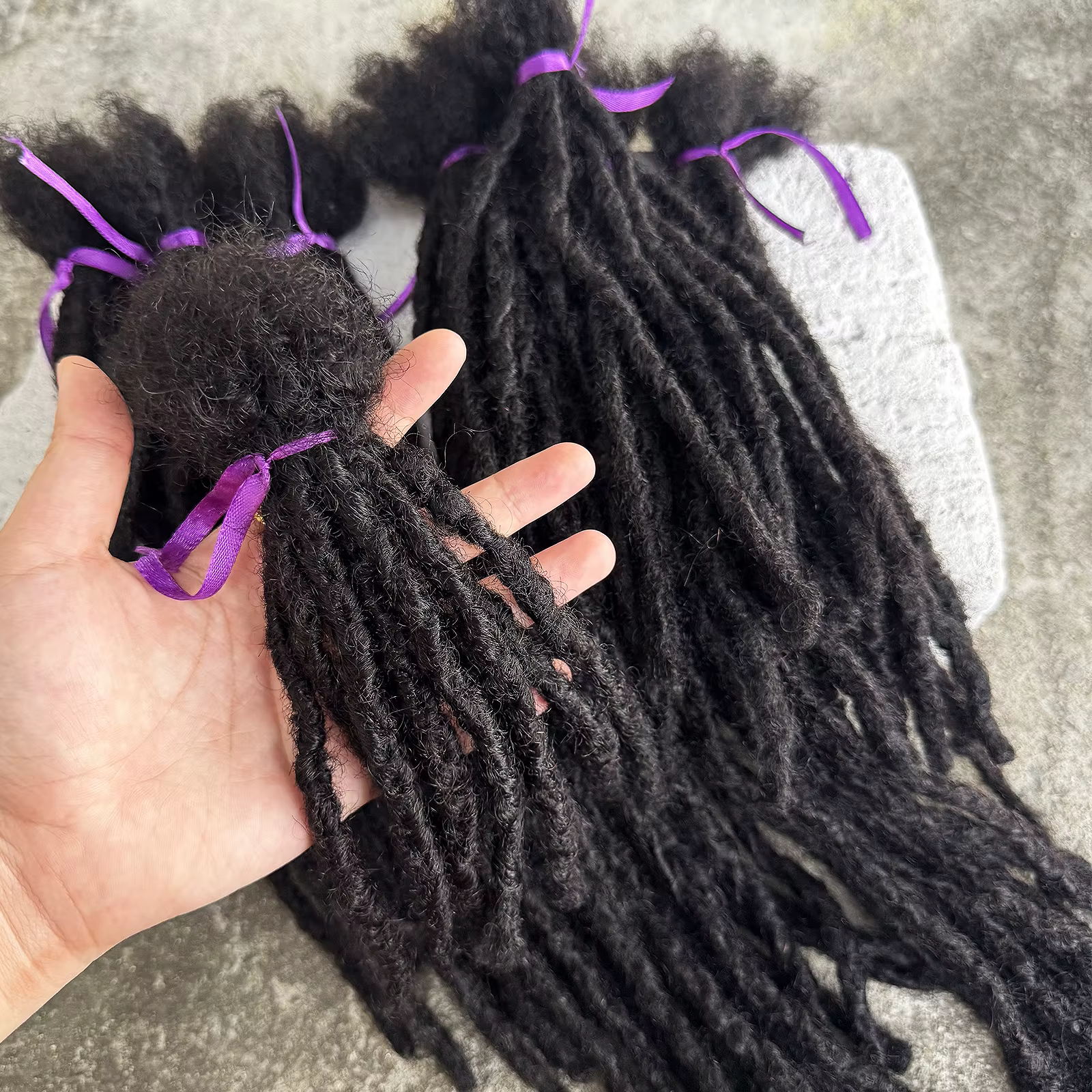 100% Extension Loc faite à la main cheveux humains