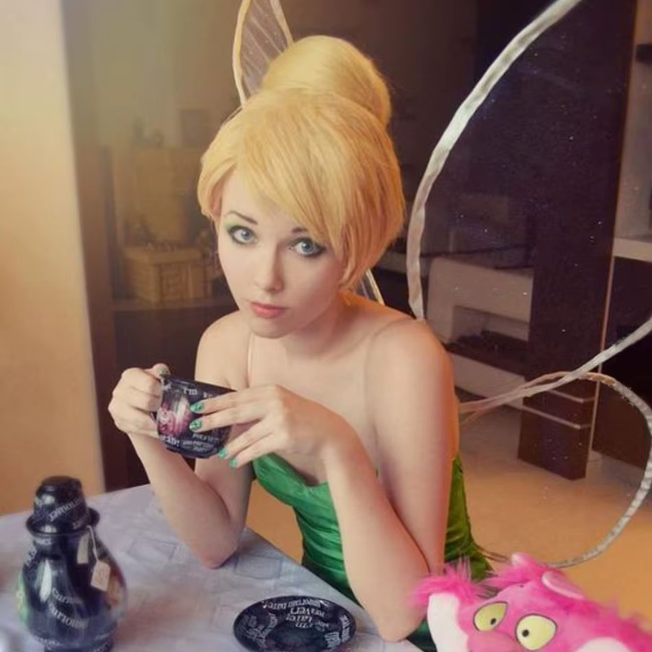 Perruques de Cosplay princesse fée clochette pour filles, cheveux courts blonds avec chignon, perruque synthétique résistante à la chaleur