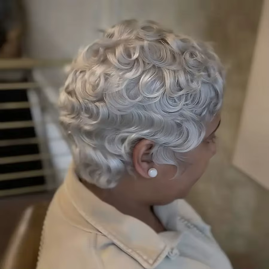 Perruque de cheveux humains gris Pixie entièrement fabriquée à la machine