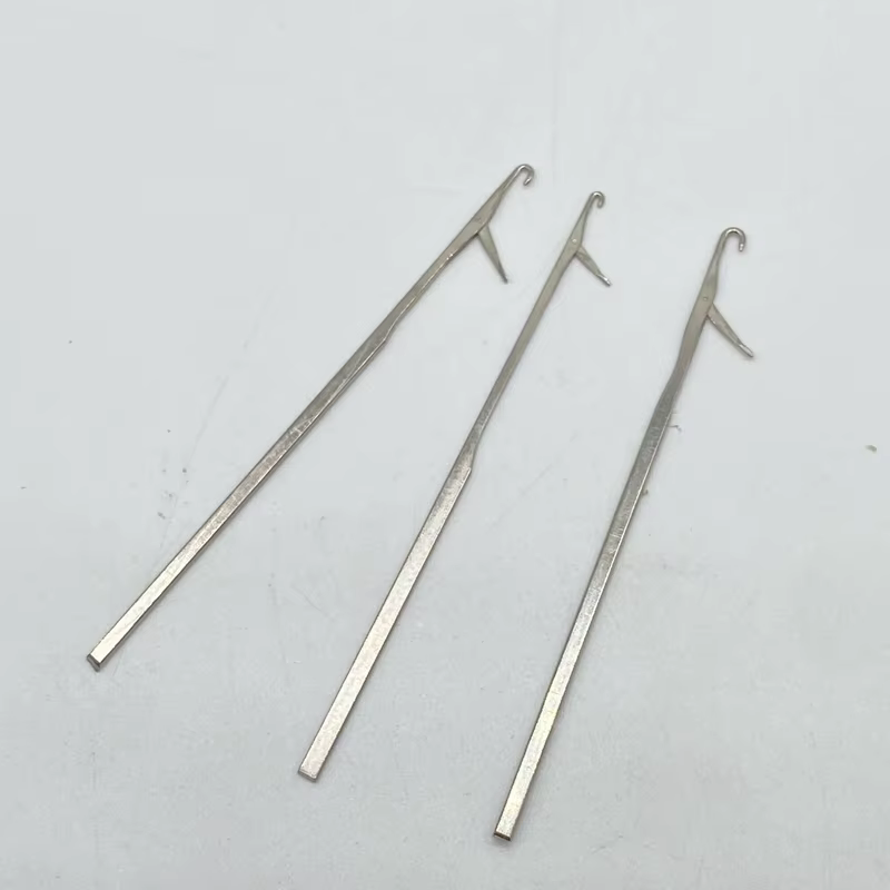 1 ensemble de tubes métalliques pour extensions de cheveux avec 3 aiguilles et 1 boucle