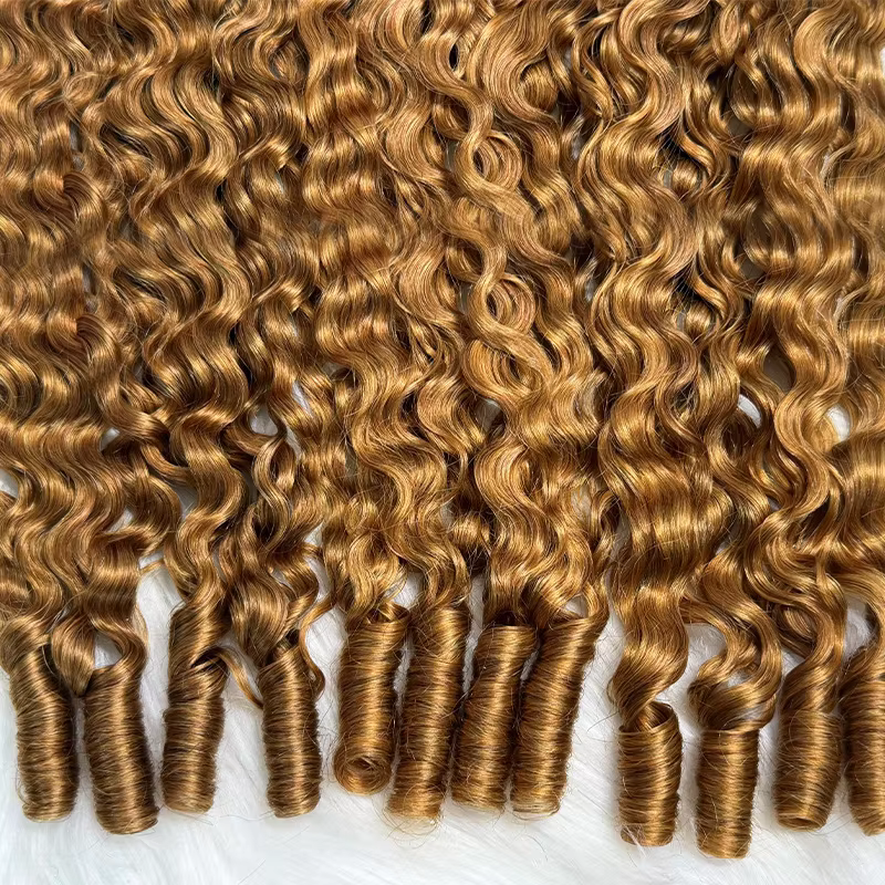Extensions de cheveux au crochet en plumes #