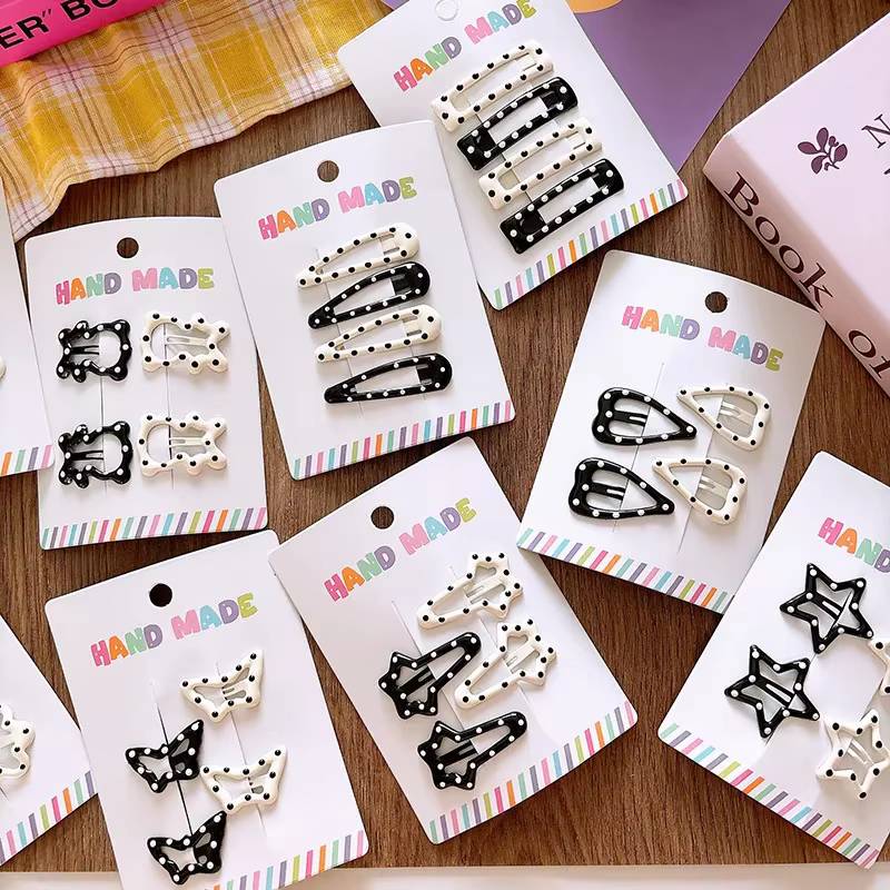 Pince à cheveux à pois