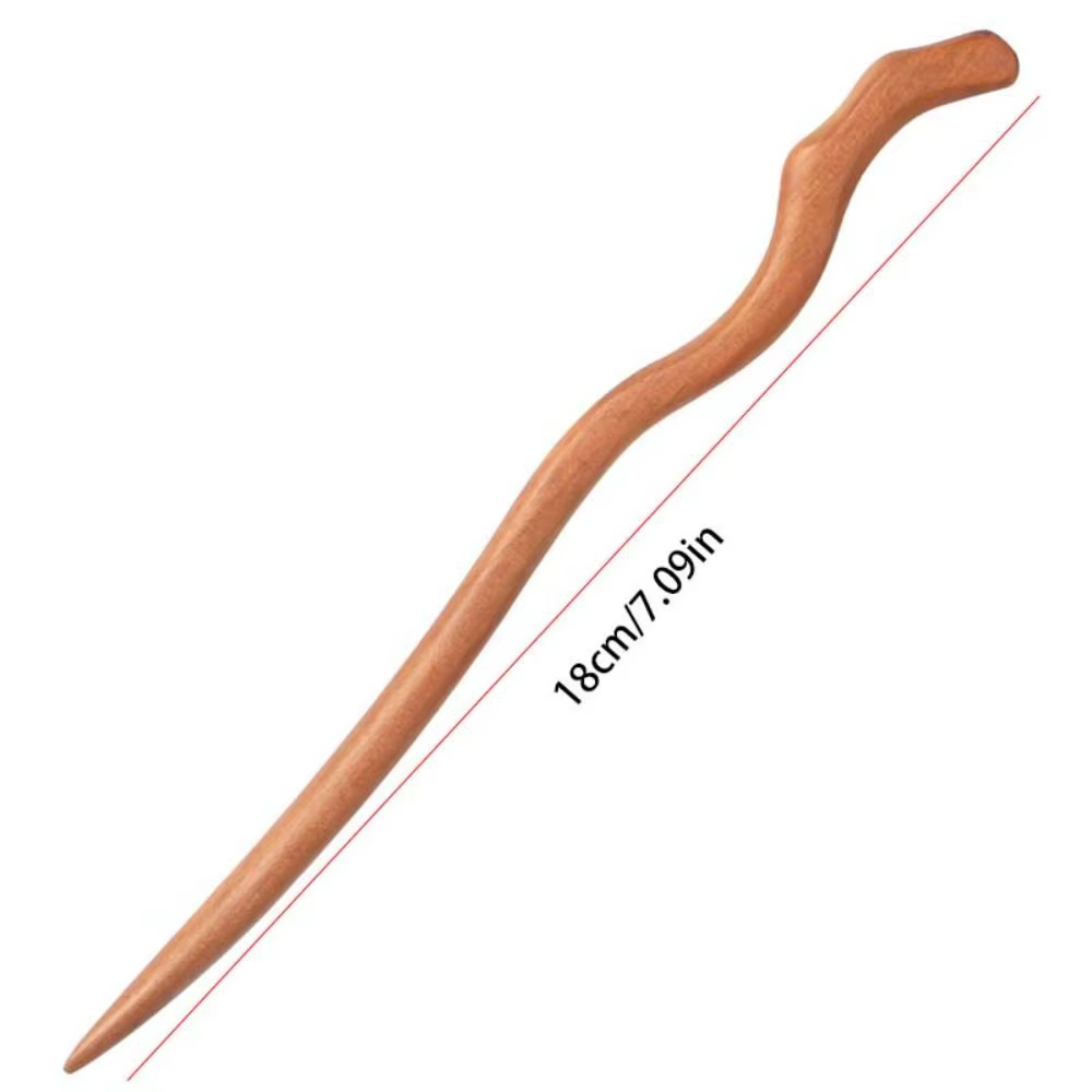 Bâton de cheveux en bois avec pompon mignon