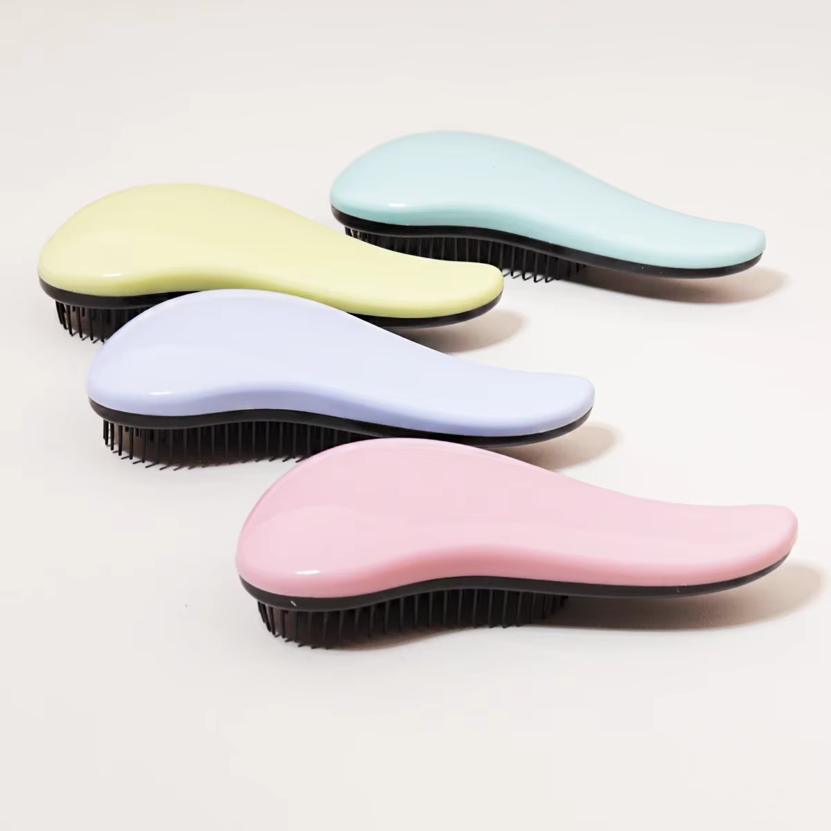 Brosse de massage antistatique