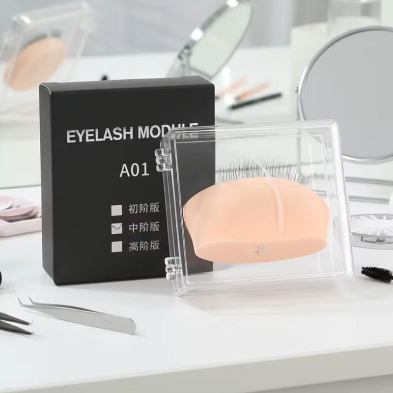Modèle Réaliste en Silicone à 3 Couches pour l'Entraînement aux Extensions de Cils