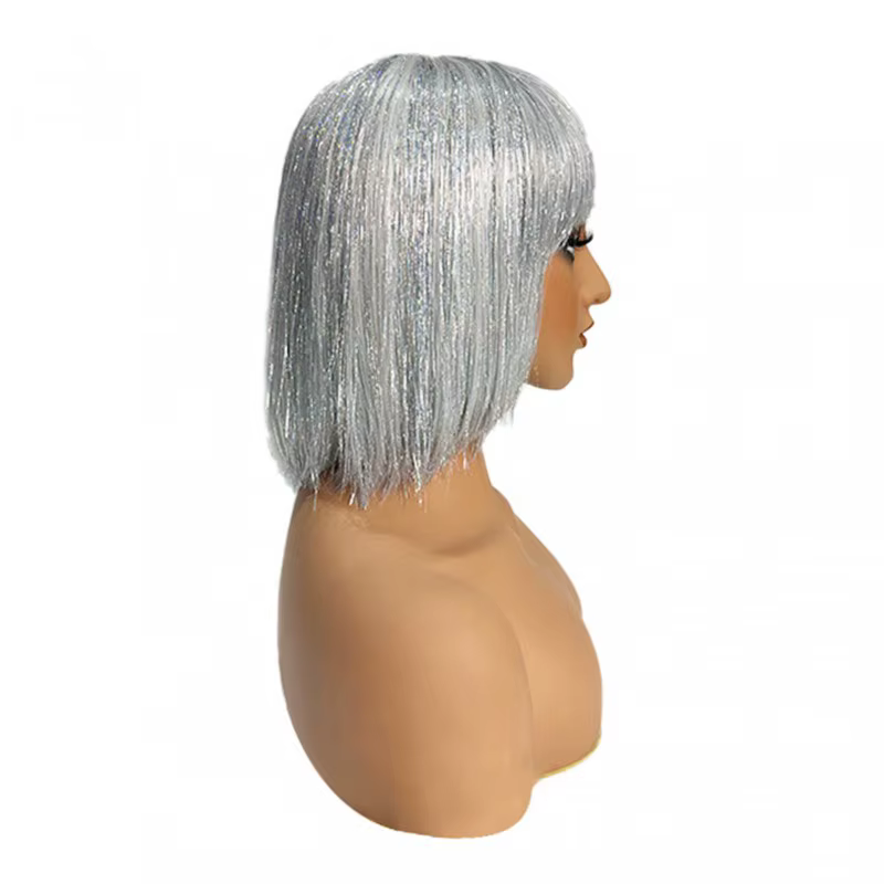 Perruque courte droite gris argenté avec frange droite