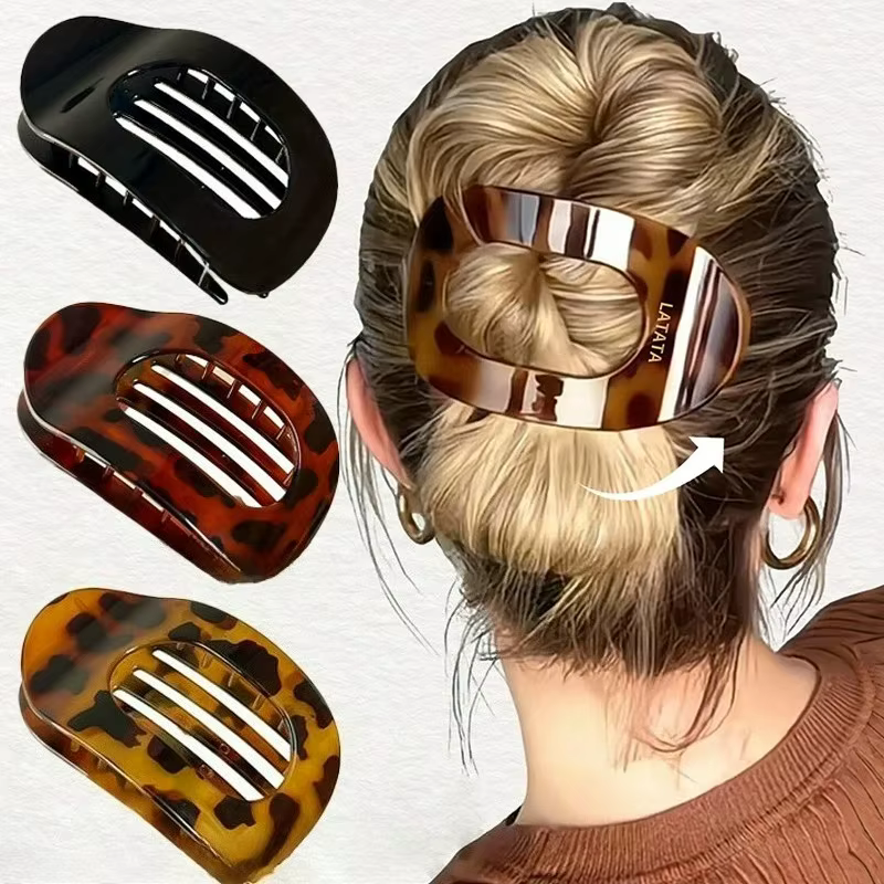 Pinces à cheveux plates à la mode