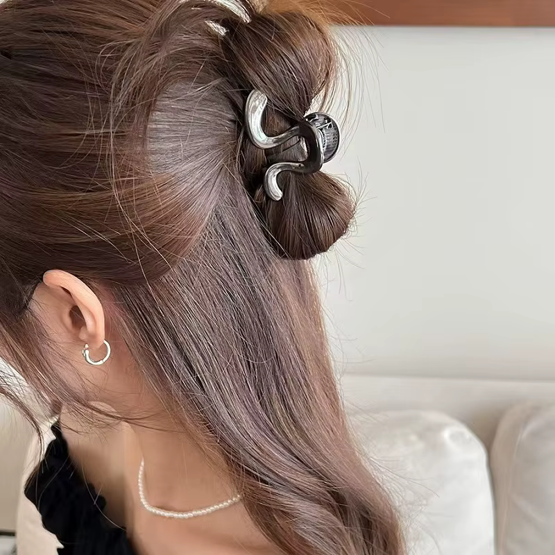 VANIKA nouvelles pinces à cheveux en métal irrégulières simples élégant géométrique femmes pince queue de cheval griffe